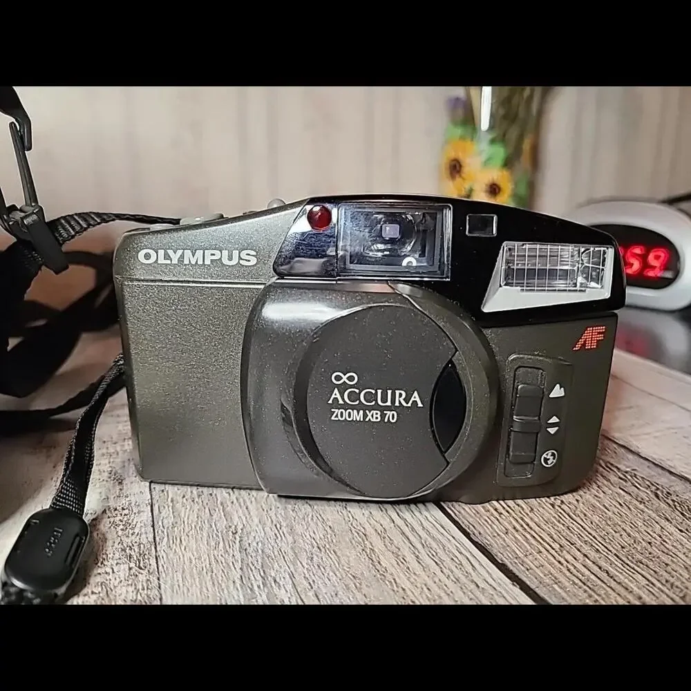Olympus Infinity Acura Zoom XB 70 With Ambico Case What's Shoulder Strap